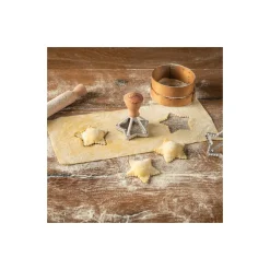 Set 2 Moldes Estrella y Flor para Galletas Marcato
