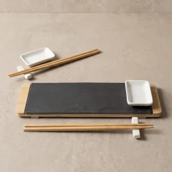 Set Tabla, Pocillos de Cerámica y Palitos de Bamboo para Sushi Decoexpress