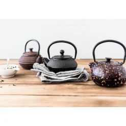 Tetera Hierro Fundido 0.72L Oriental Negra Ibili
